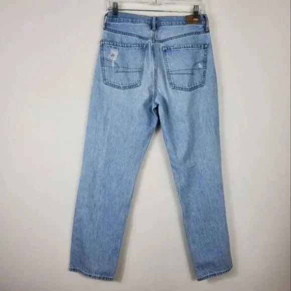American Eagle 90s Straight Jeans Womens Size 6 Light Wash Mid Rise Distressed - Picture 2 of 3